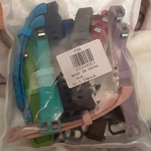 Fitbit AltaHR bands (12)